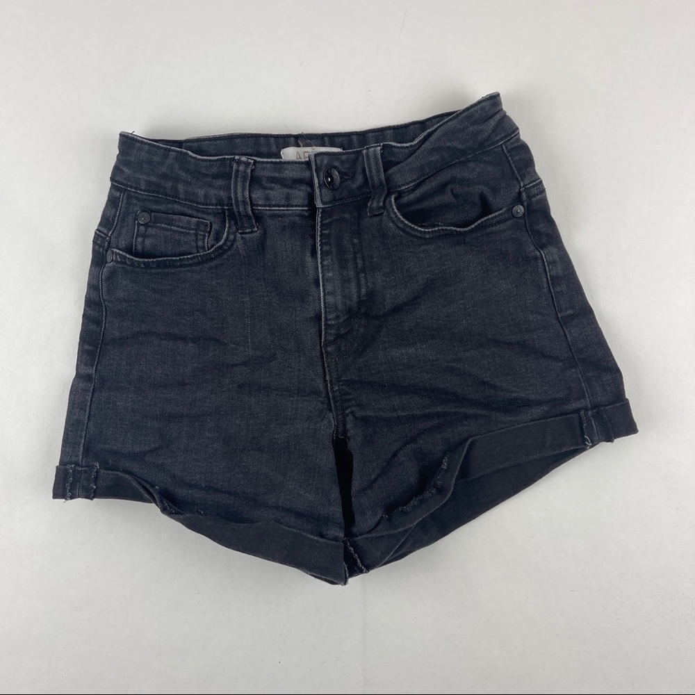 Ariya Jean Shorts Womens 3/26 Black